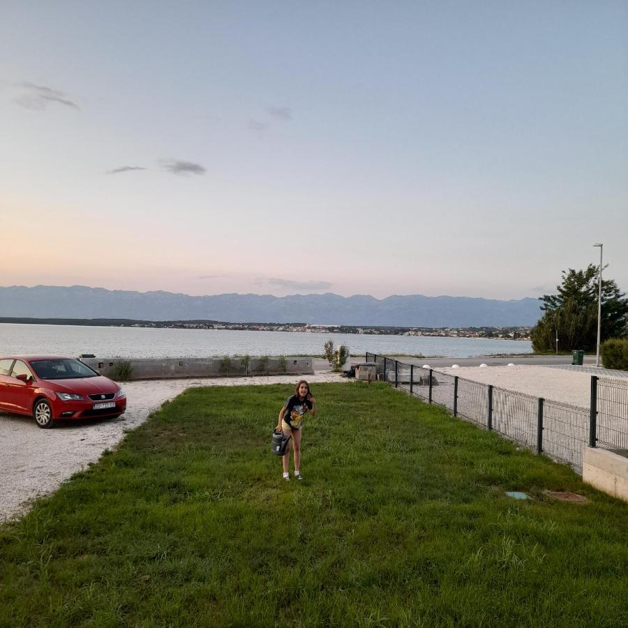 B & R Summer Breeze Apartments Nin Extérieur photo