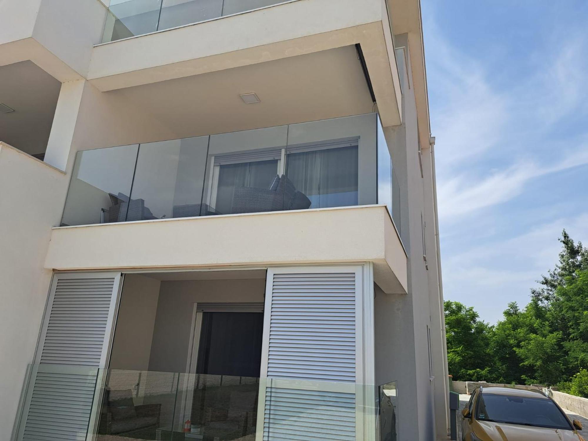 B & R Summer Breeze Apartments Nin Extérieur photo