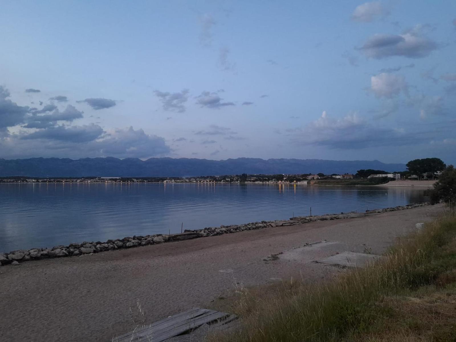 B & R Summer Breeze Apartments Nin Extérieur photo
